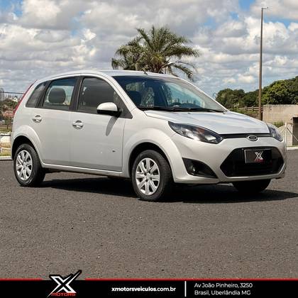 FORD FIESTA 1.6 ROCAM SE PLUS HATCH 8V FLEX 4P MANUAL FORD FIESTA 1.6 ROCAM SE PLUS HATCH 8V FLEX 4P MANUAL